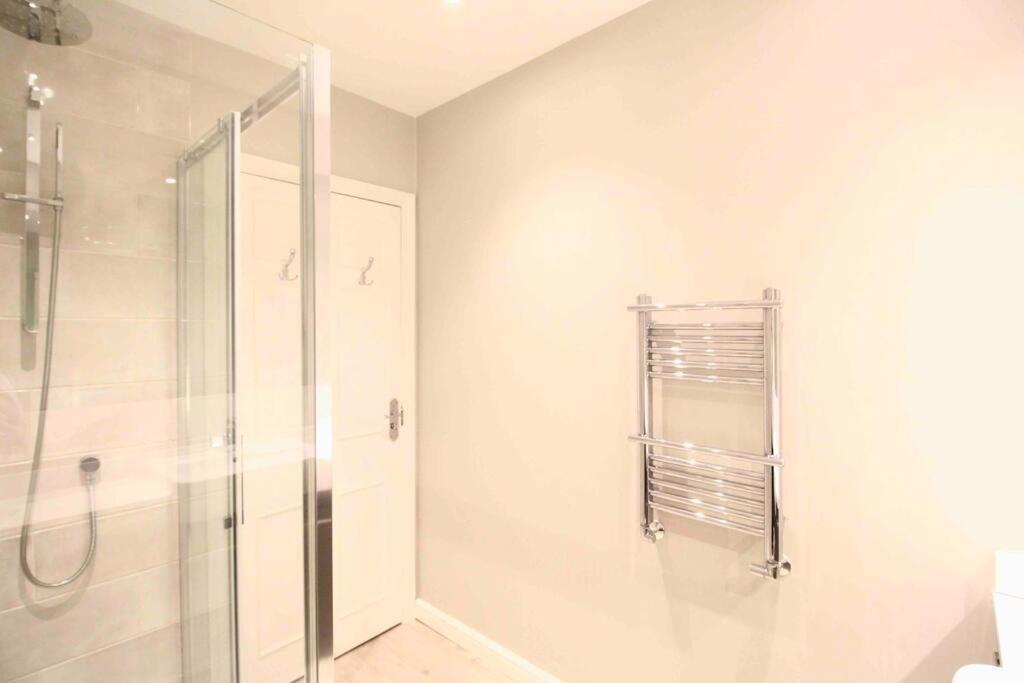 בריסטול Beautiful Top Floor Clifton Apartment מראה חיצוני תמונה